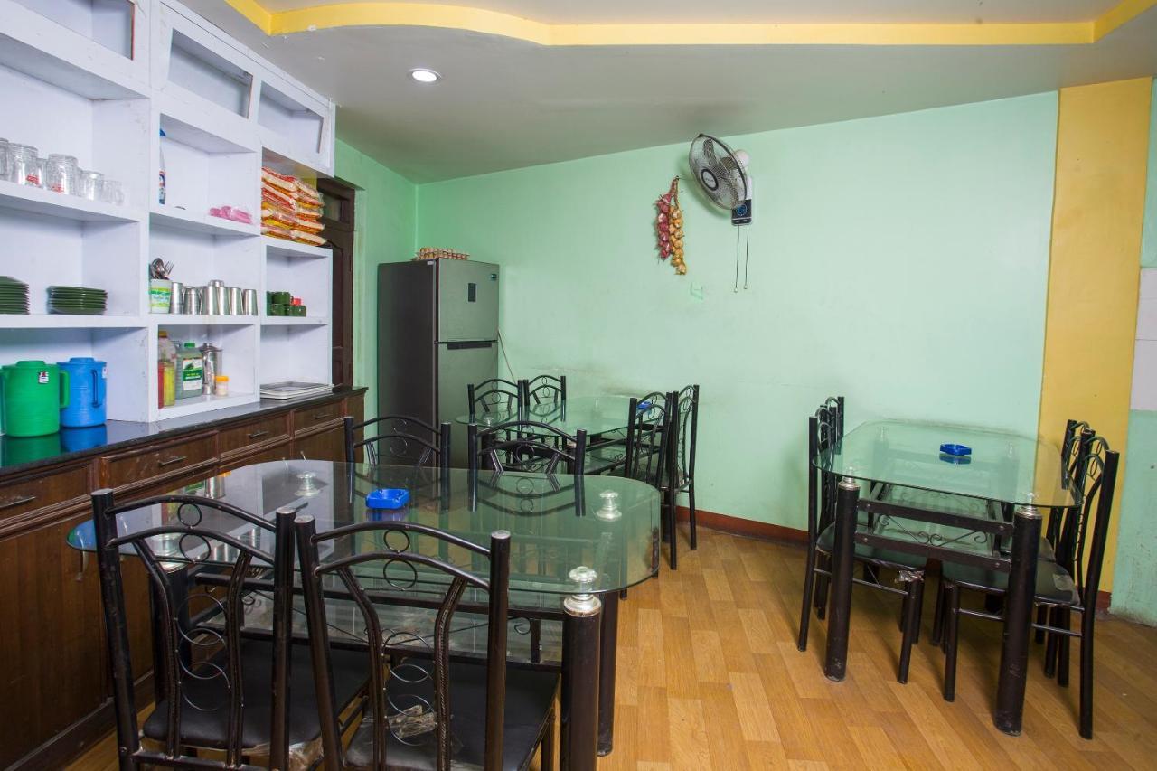 Oyo 161 Ram Janaki Hotel Katmandu Kültér fotó